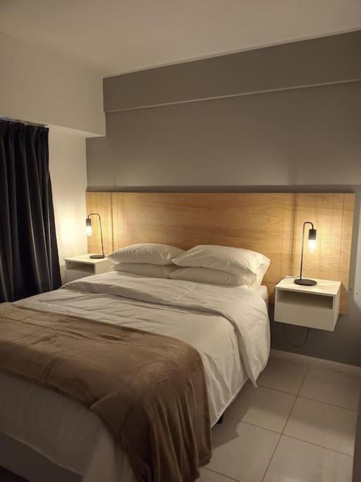 Centro - Departamento Con Cochera Apartamento *