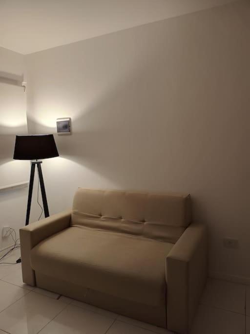 Centro - Departamento Con Cochera Apartamento